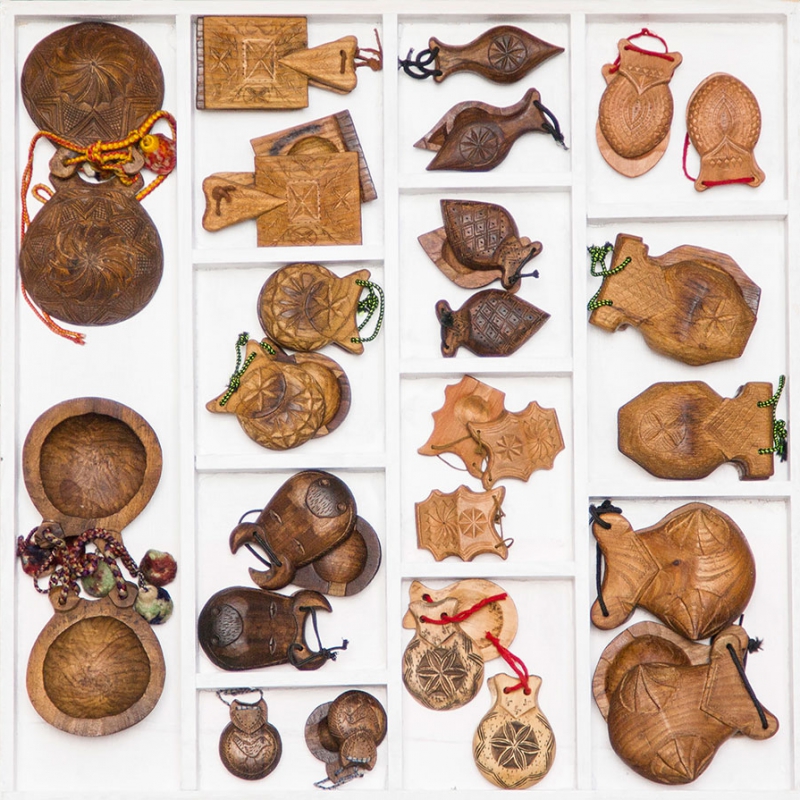 CASTANÞUELAS-CAJA-1