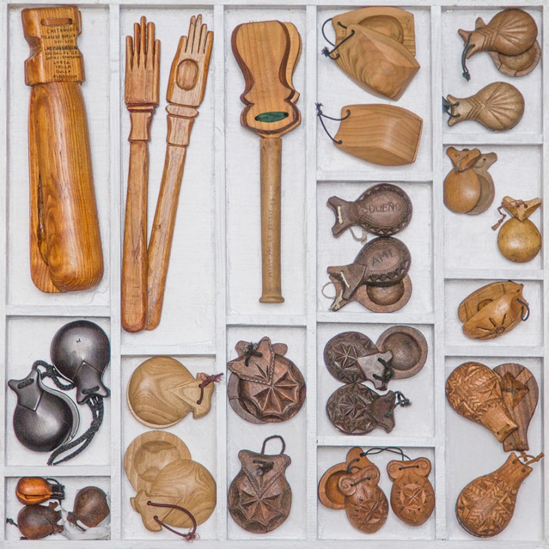 CASTANÞUELAS-CAJA-2-60x60