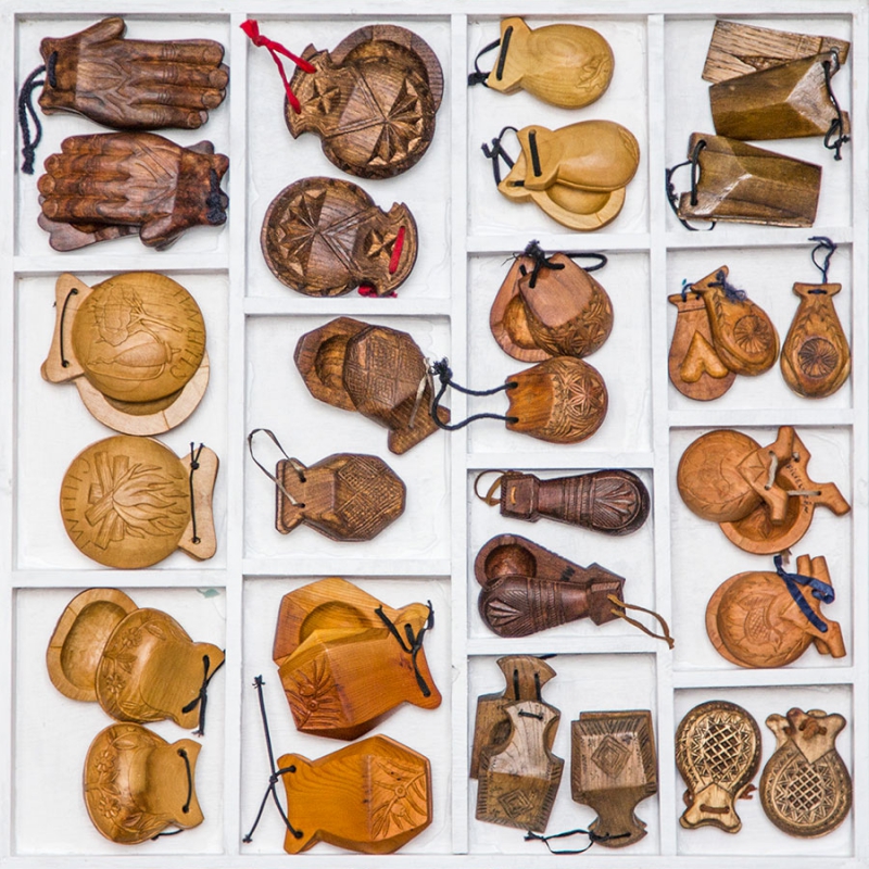 CASTANÞUELAS-CAJA-3-60x60