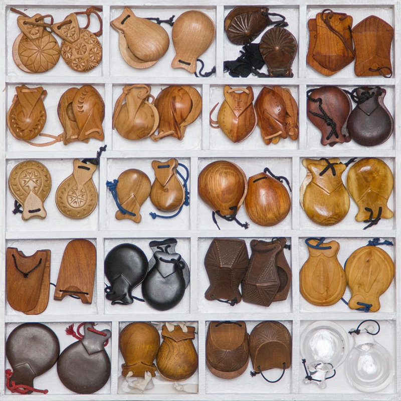 CASTANÞUELAS-CAJA-4-60x60