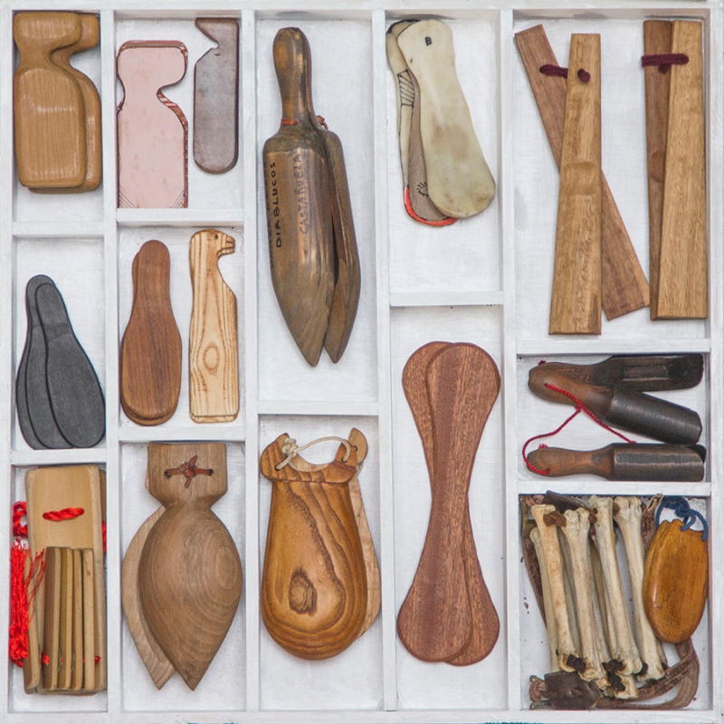 CASTANÞUELAS-CAJA-5-60x60